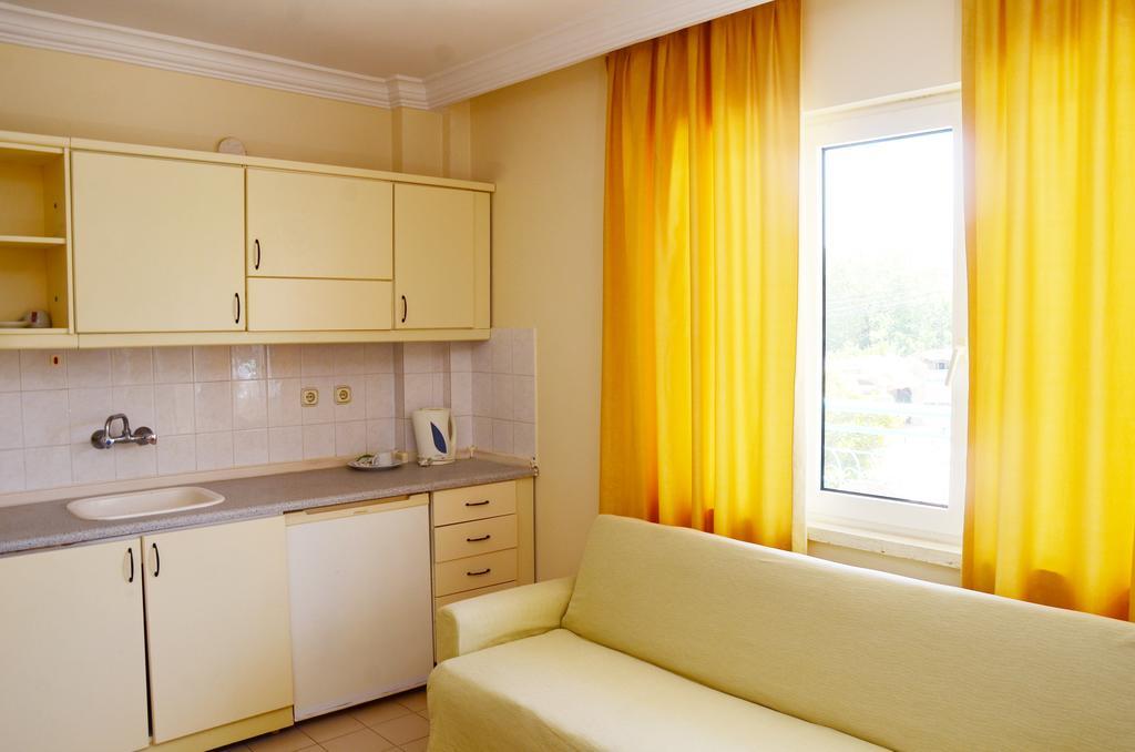 Hotel Elysium