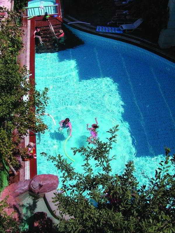Blue Lagoon Hotel