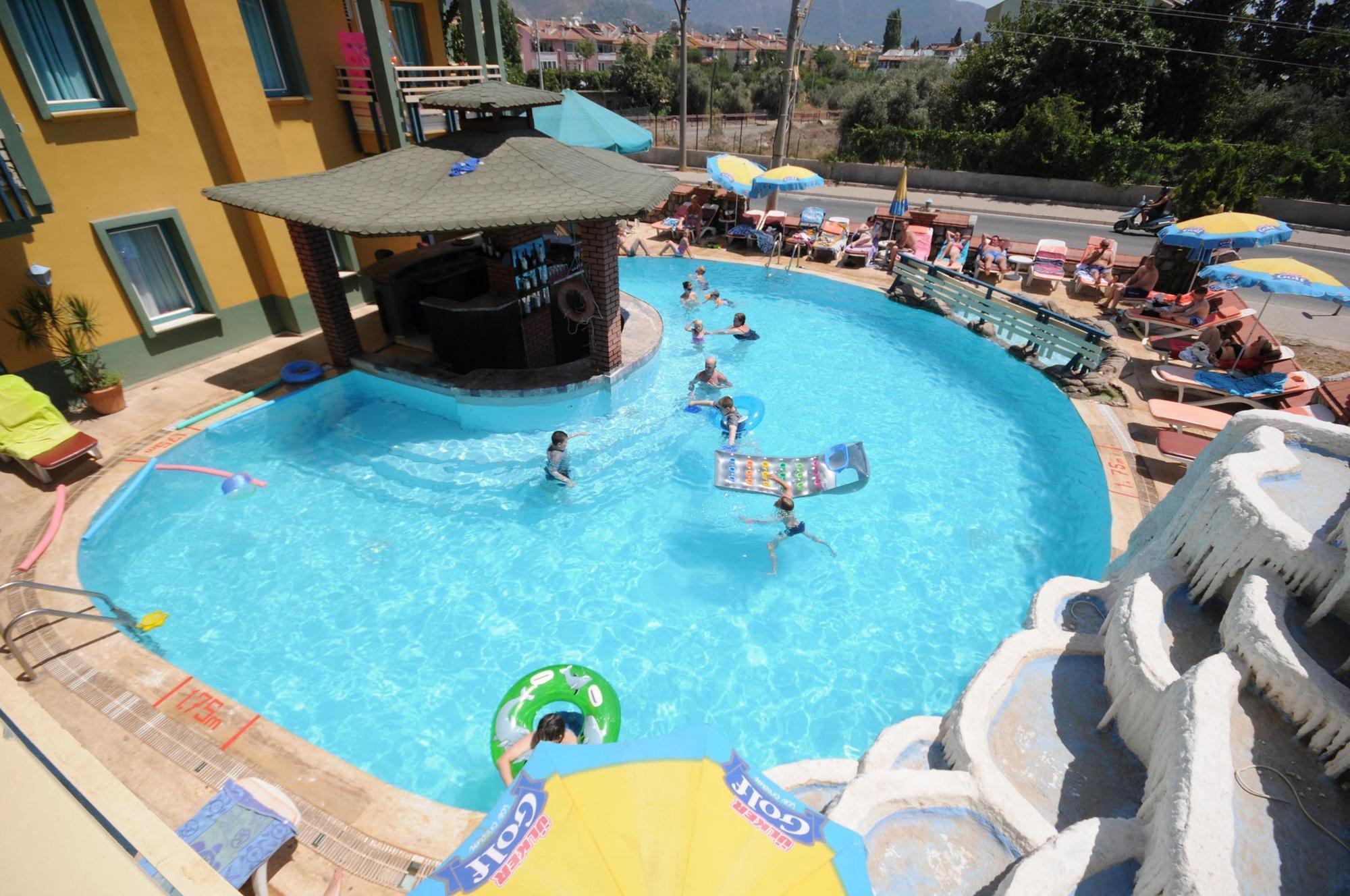 Rayon Aparthotel