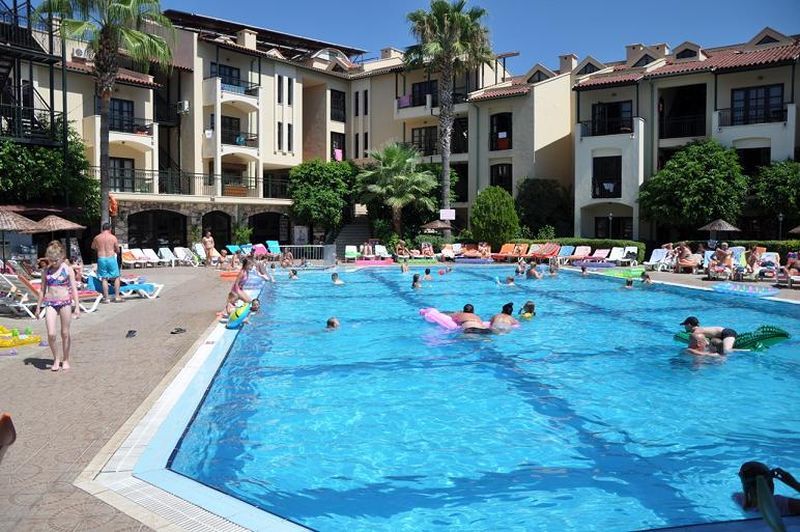 Club Turquoise 3*