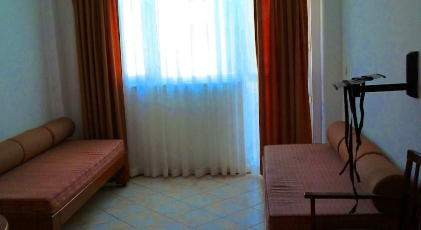 Hotel Blue Lagoon 2*