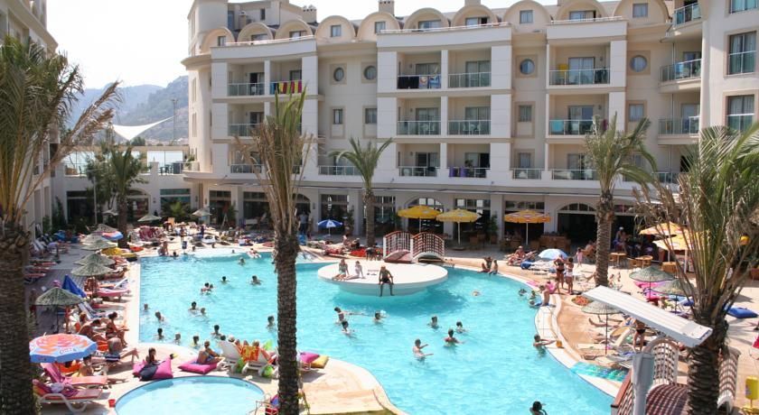 Costa Mare Resort