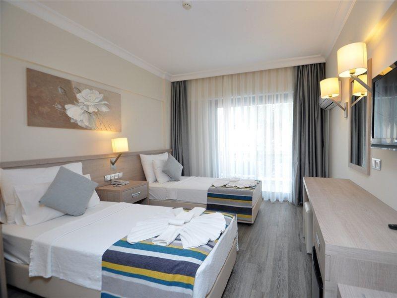 Hotel Lalila Blue