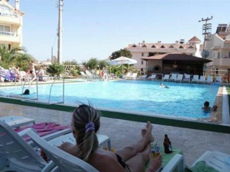 Aparthotel Sayar 2*
