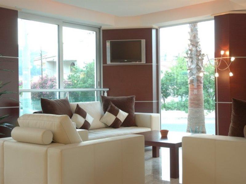 Hotel Royal Garden 3*
