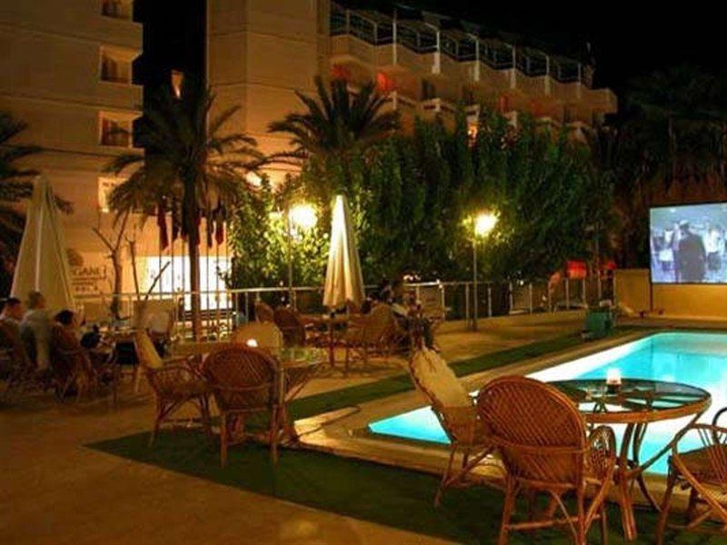 Otel Karen