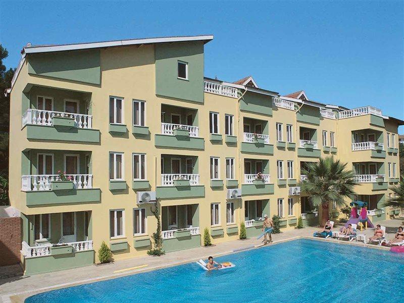 Aparthotel Club Sunset 3*