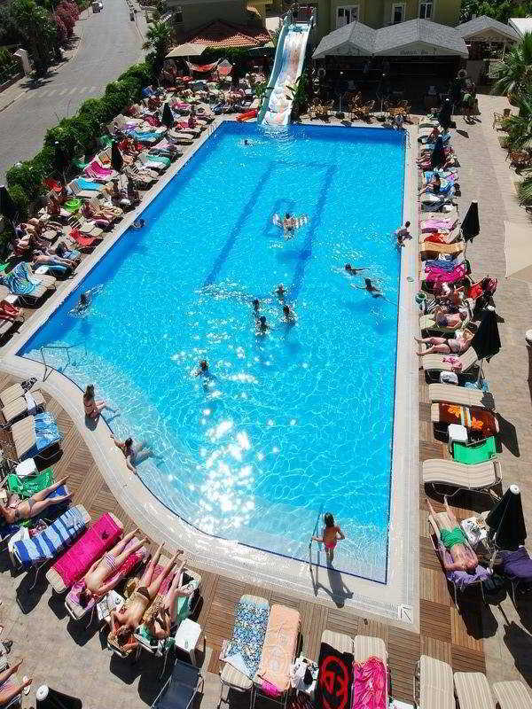 Hotel Royal Garden 3*