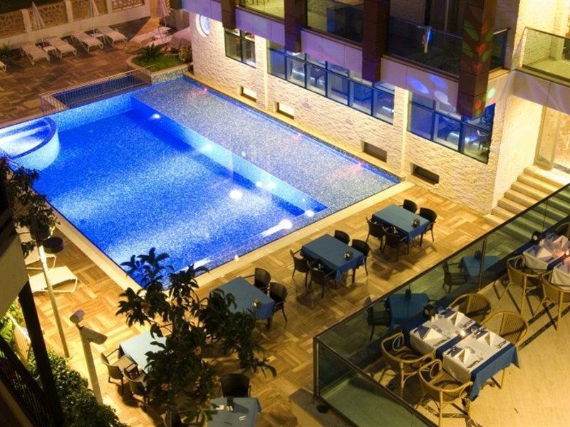 Hotel Supreme 3*