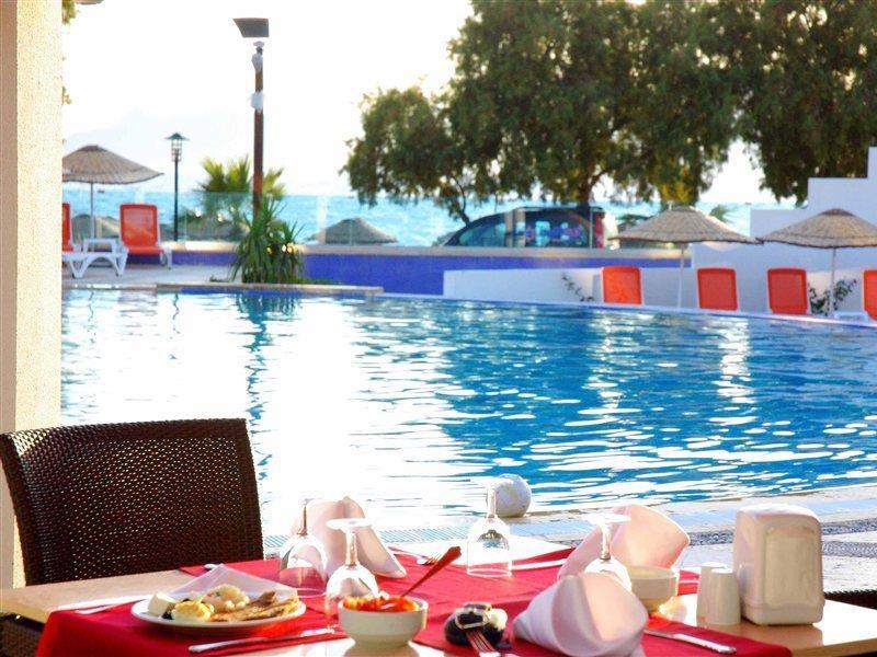 Hotel Golden Rock 5*