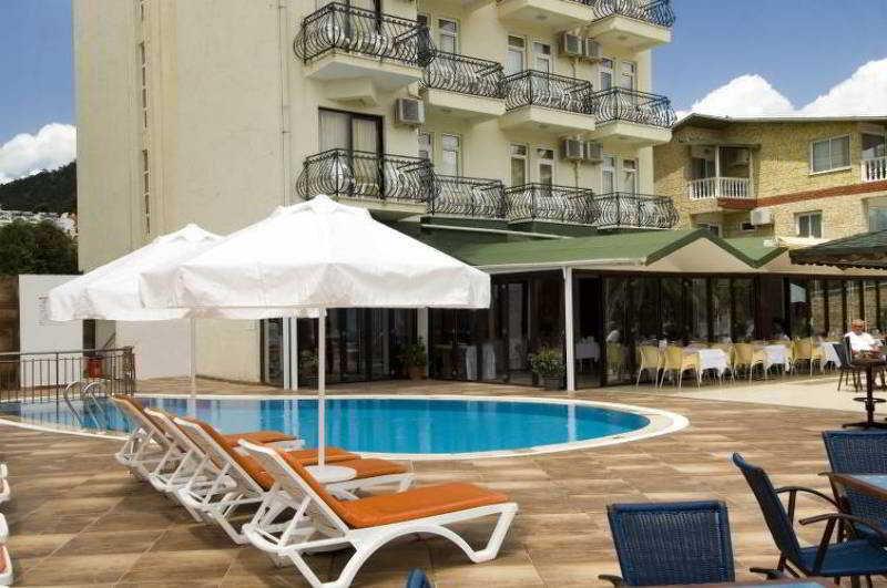Yuzbasi Hotel 3*