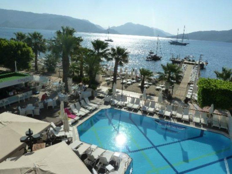 Cettia (adults Only) 4*