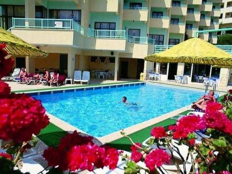 Apartment Banu Apts And
