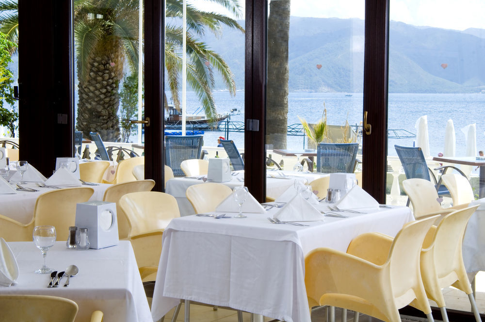 Yuzbasi Hotel 3*