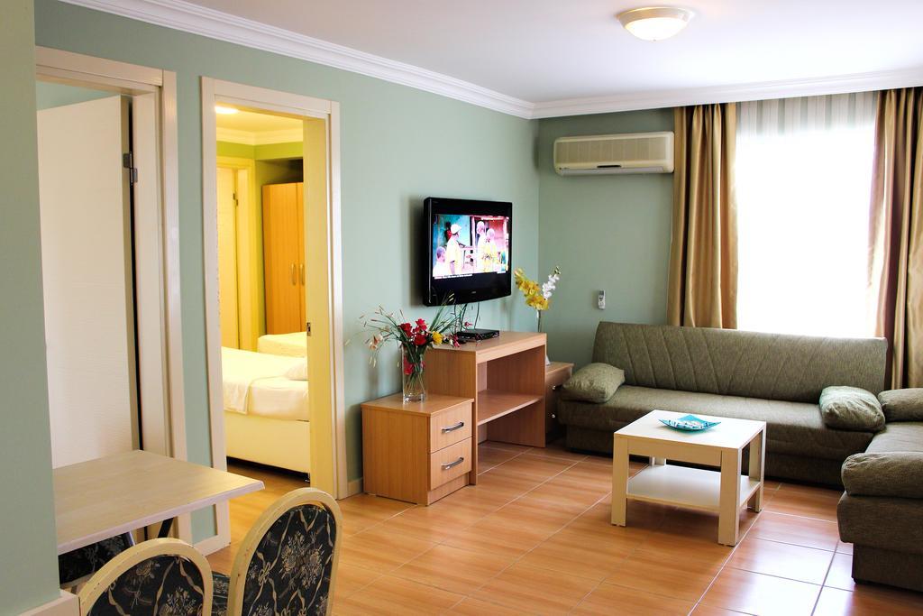 Hotel Dost 2*