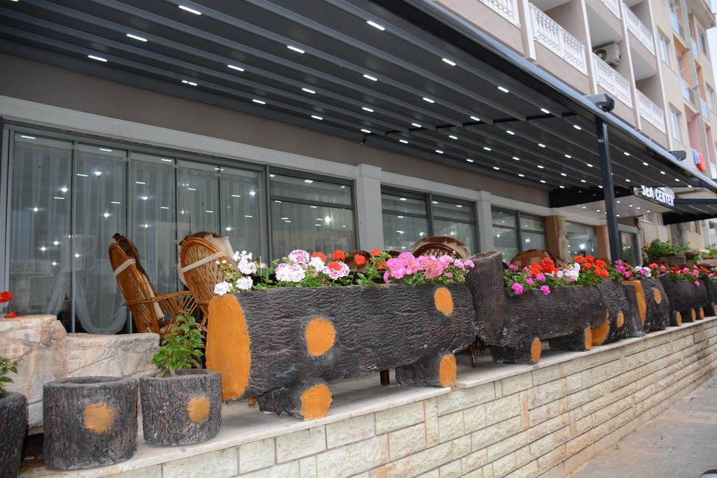 Sea Center Hotel