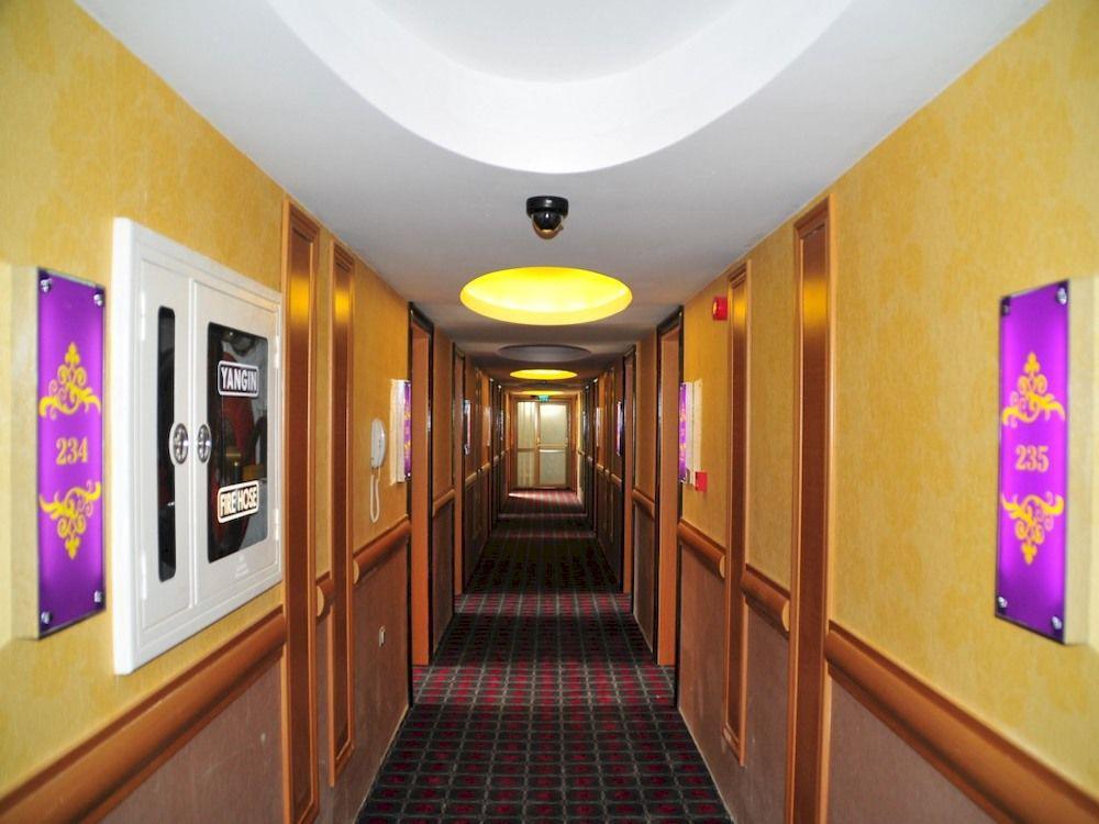 Golden Rock Hotel 5*