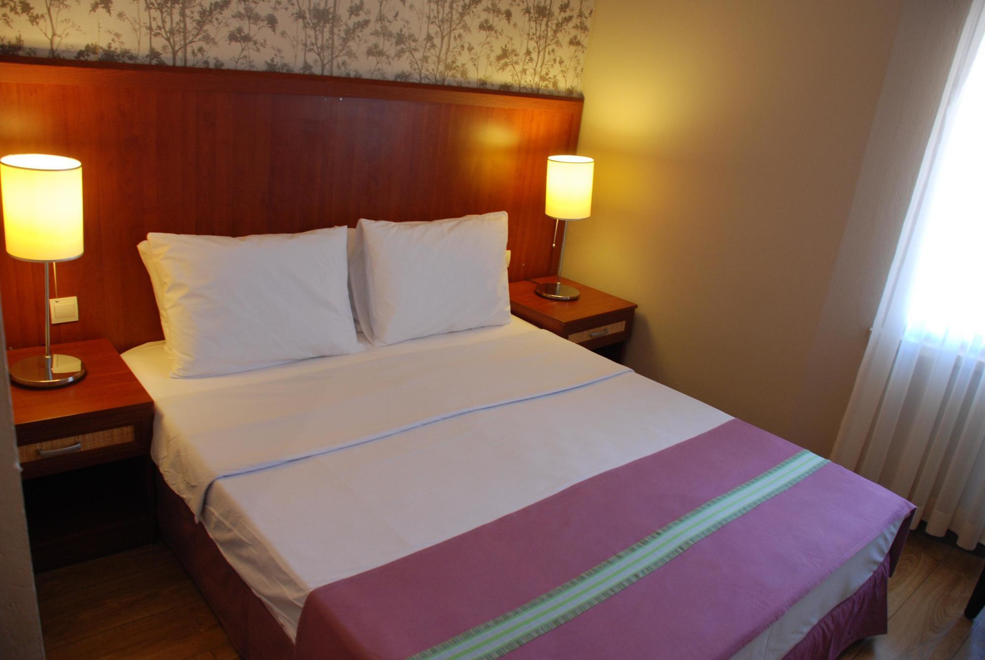 Hotel Elysium 2*