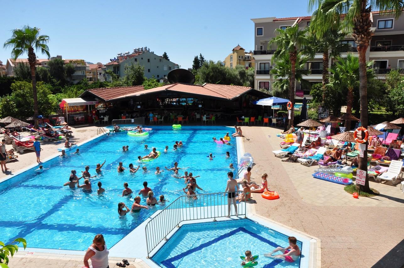 Club Turquoise Apart Otel 3*