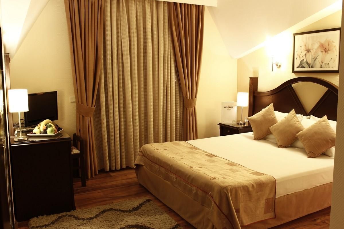Hotel Cle 4*