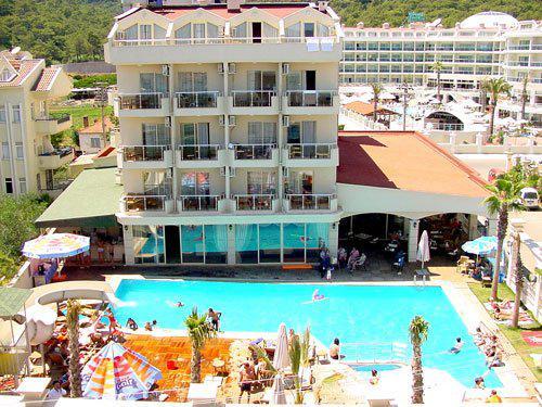 Club Diana Hotel