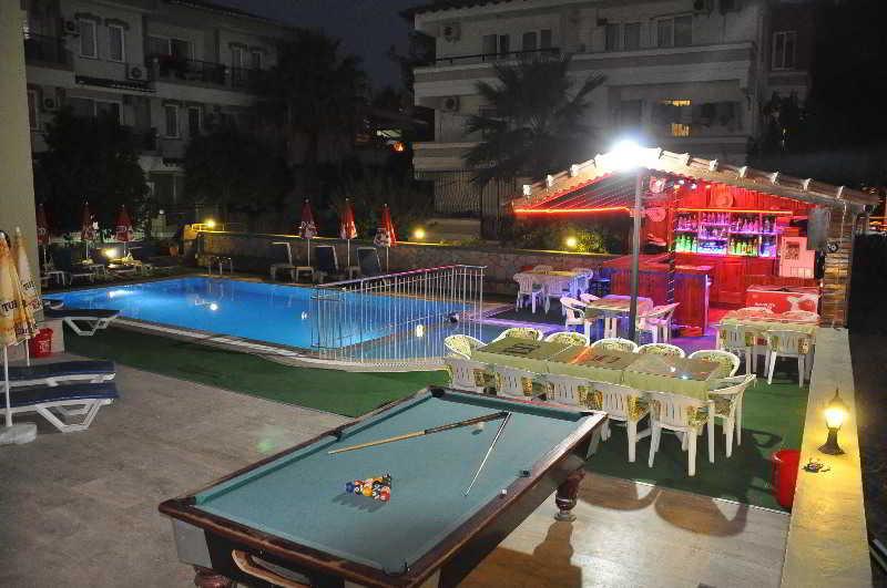 Club Ege 3*