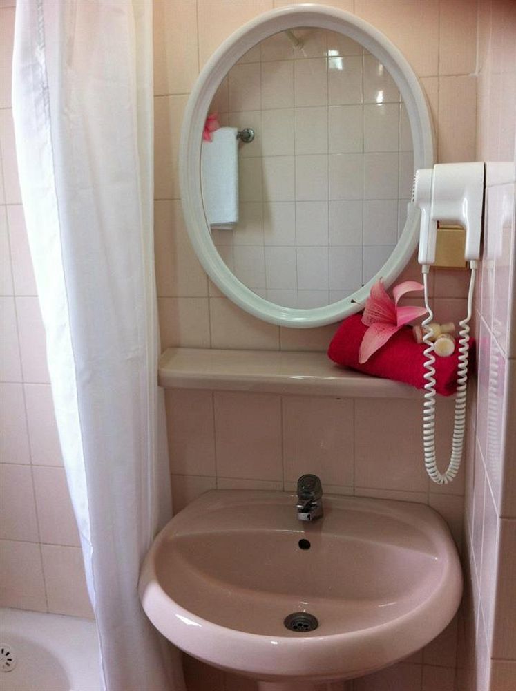 Hermes Hotel 2*