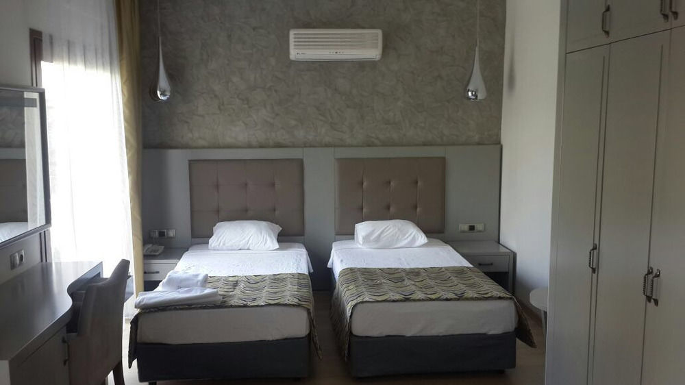 Hotel Pasa Garden 4*