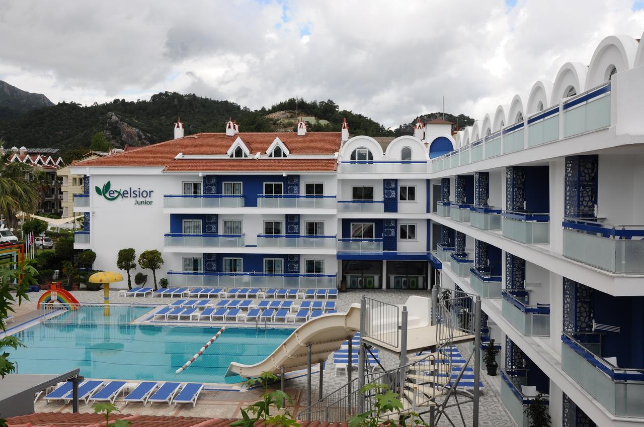 Aparthotel Exelsior Junior