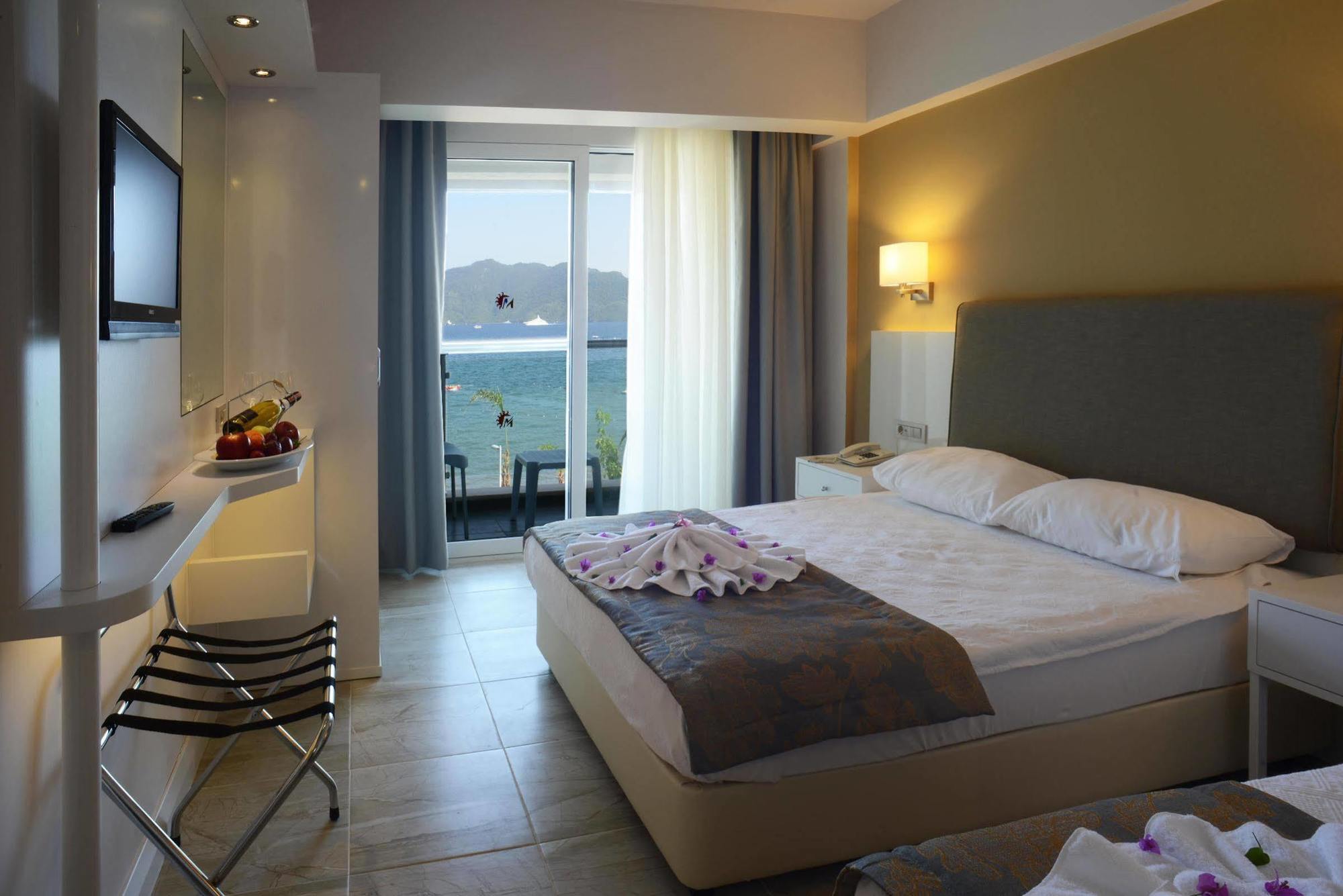 Hotel Maris 3*