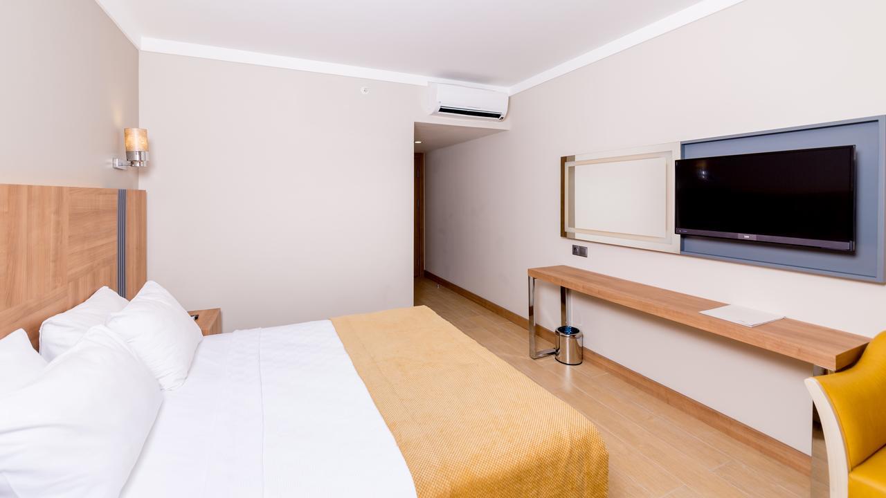 Julian Club Otel Marmaris