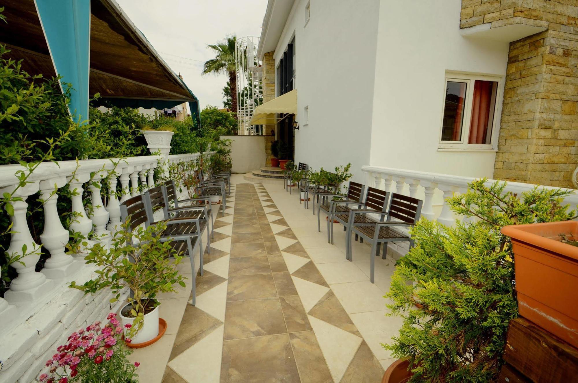 Sincerity Aparthotel 3*