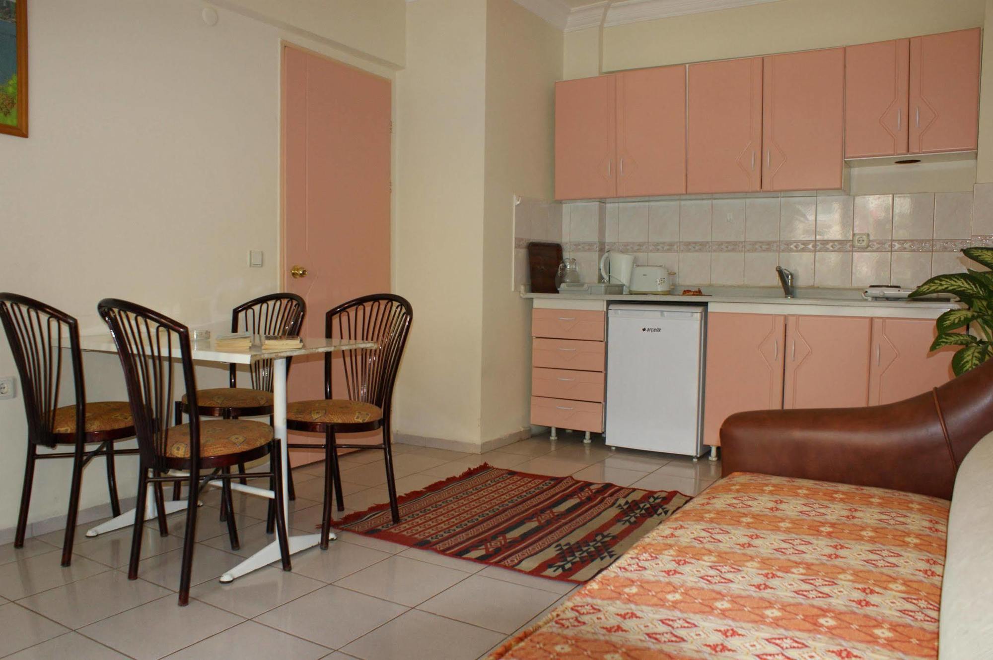 Club Sunsmile Aparthotel
