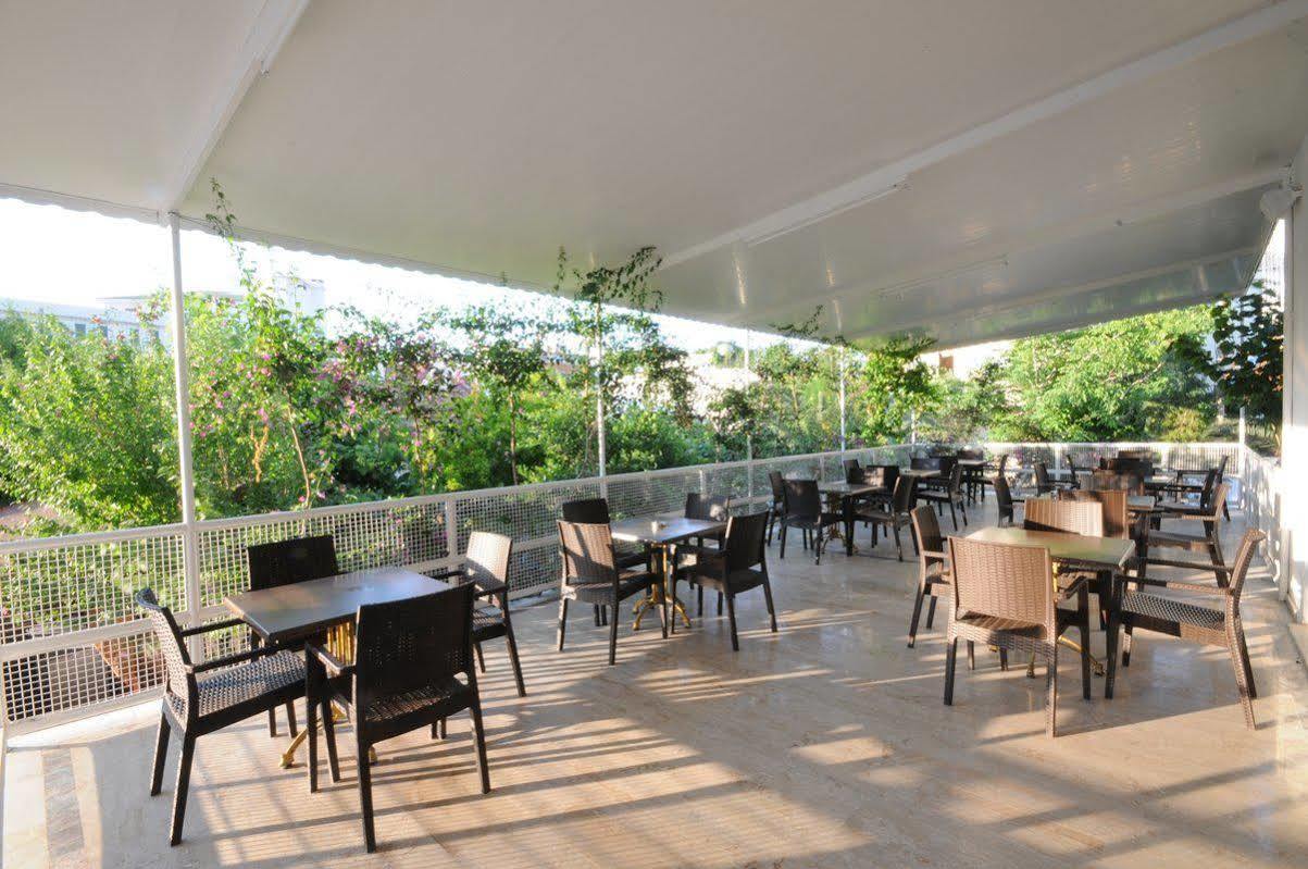 Hotel Adler 2*