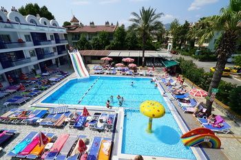 Exelsior Junior Aparthotel 3*