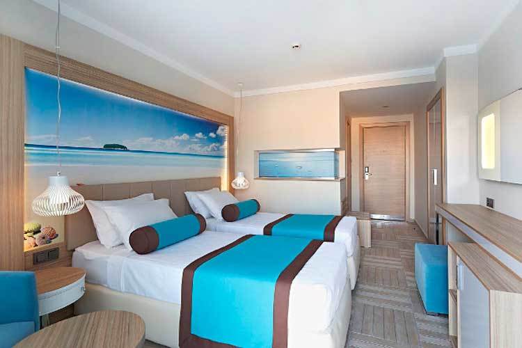 Blue Bay Platinum Hotel 5*