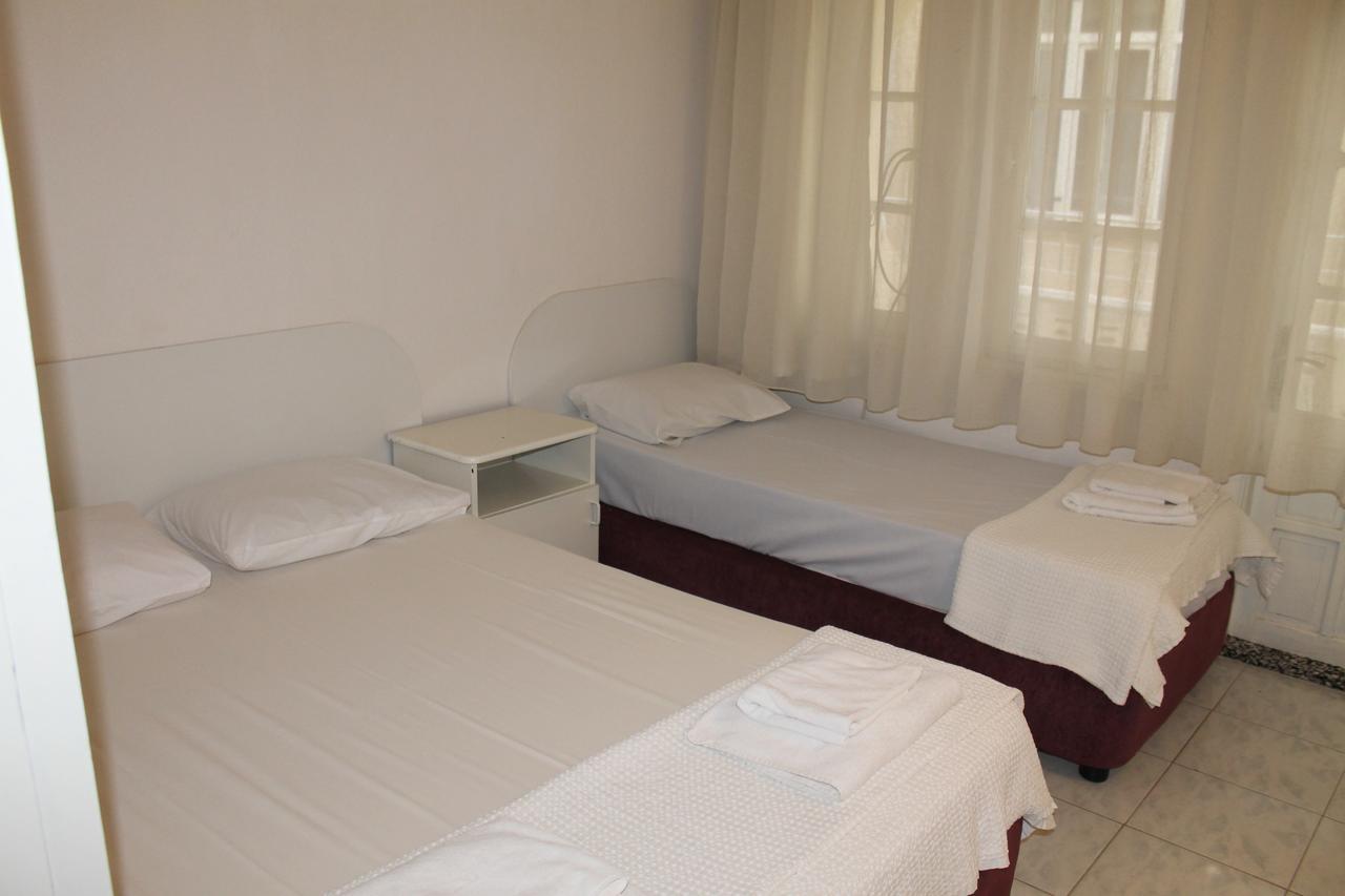 Dm Hotel *