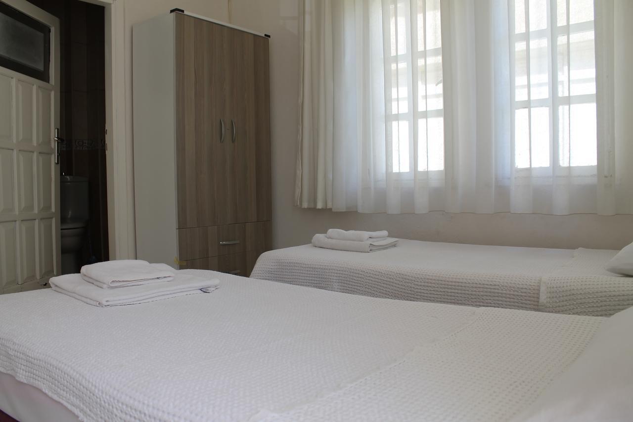 Dm Hotel *