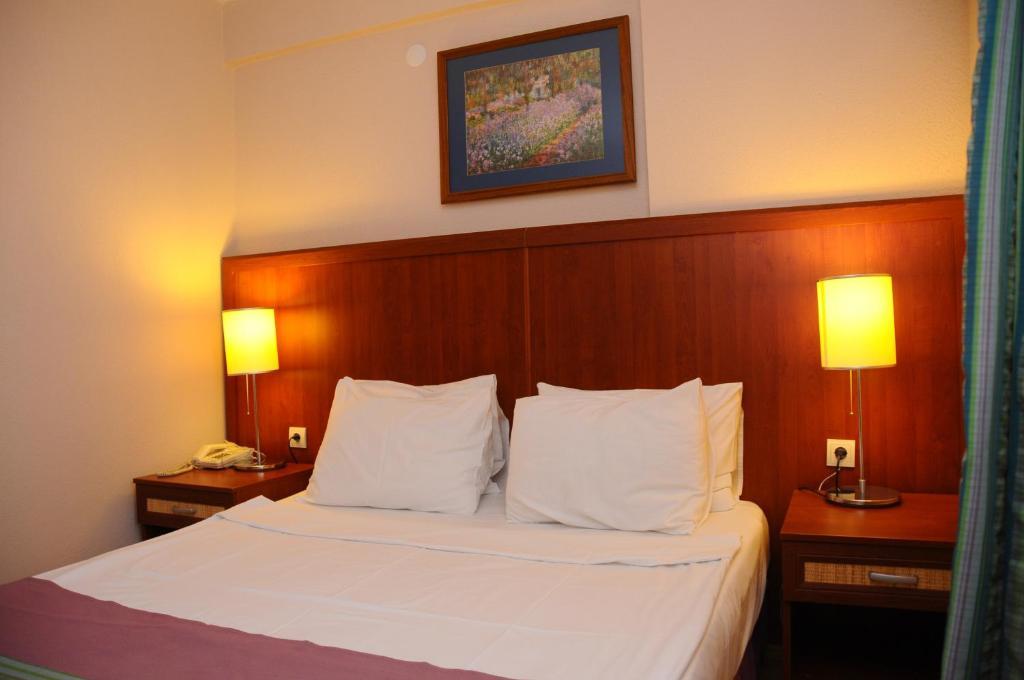 Hotel Elysium