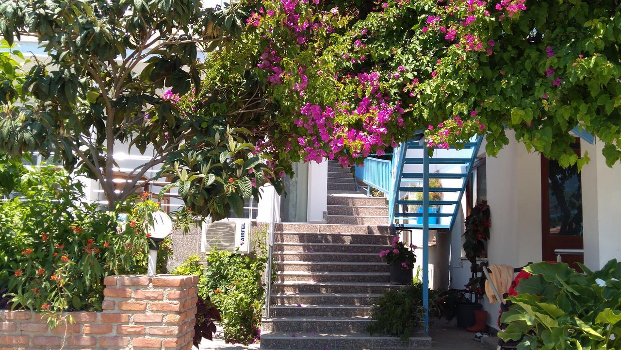 Akkum Gezer Motel *