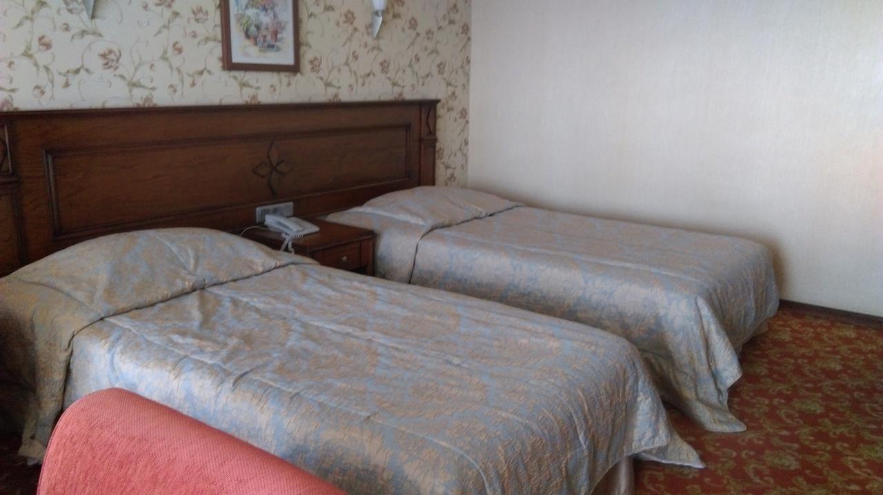 Hotel Candan 2*