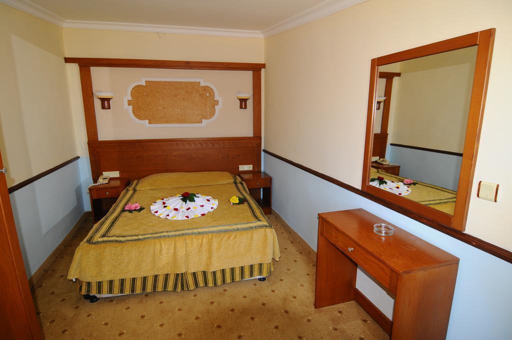 Hotel Palace 2*