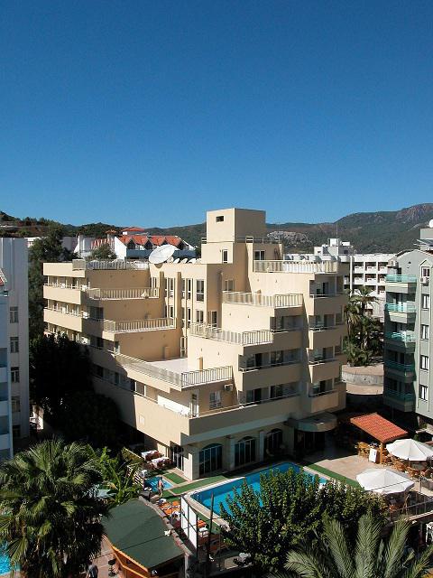 Karen Marmaris