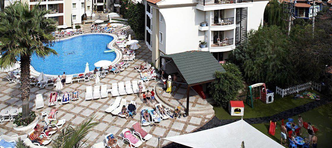 Aparthotel Club Anastasia - Family 3*