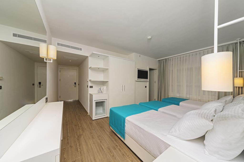 Poseidon - Adult Only Otel 4*