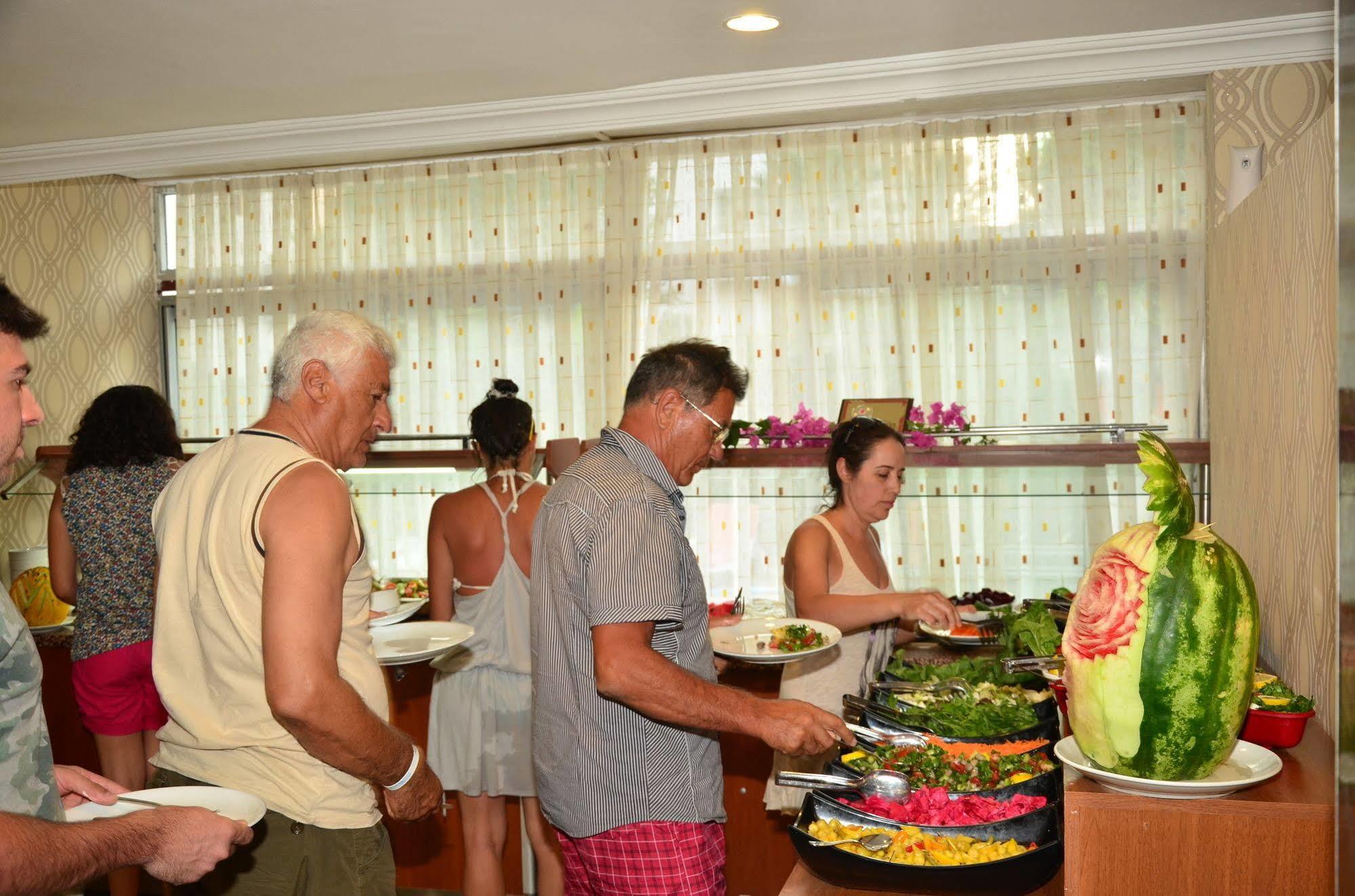 Moda Hotel