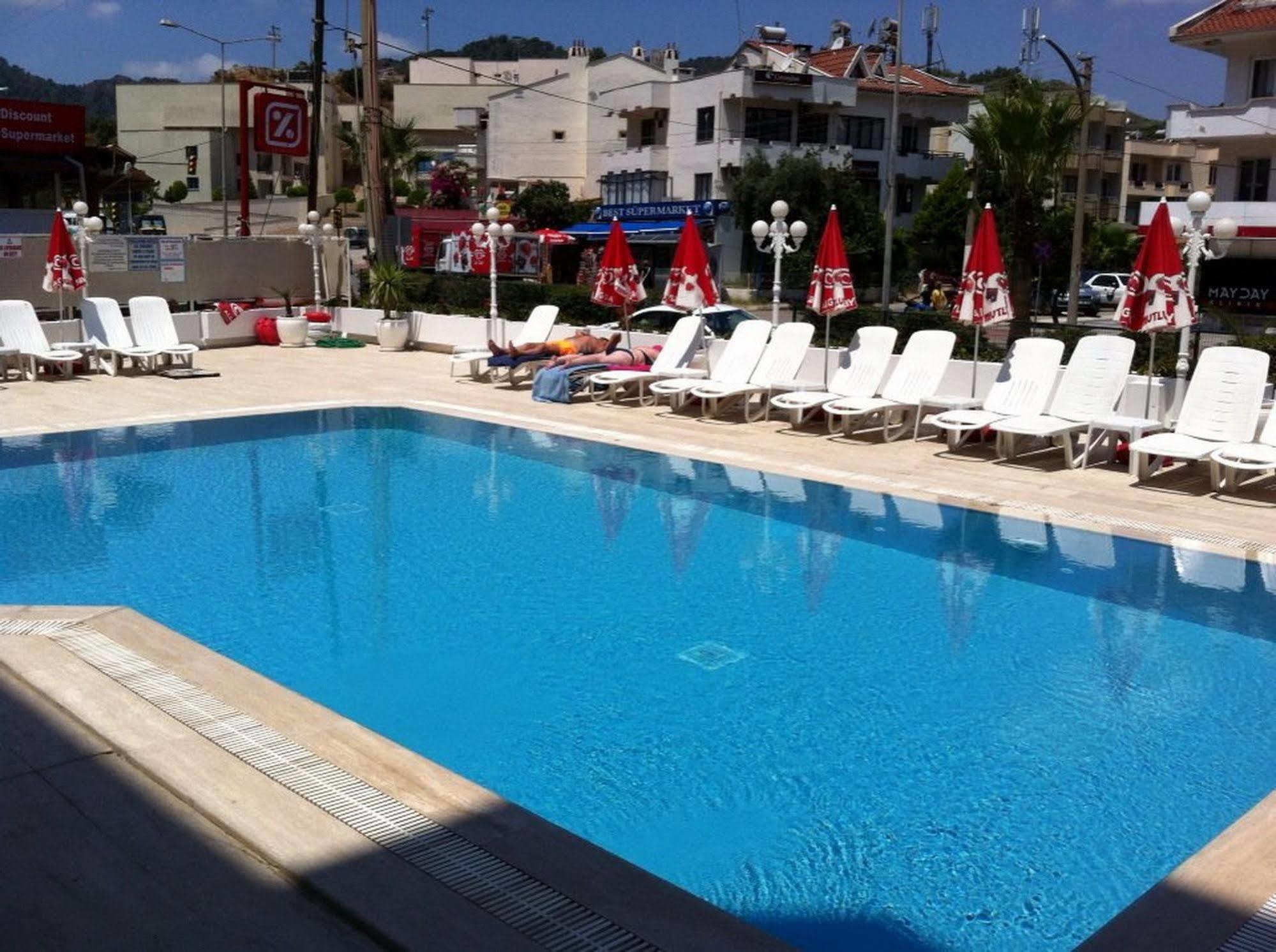 Oasis 3*