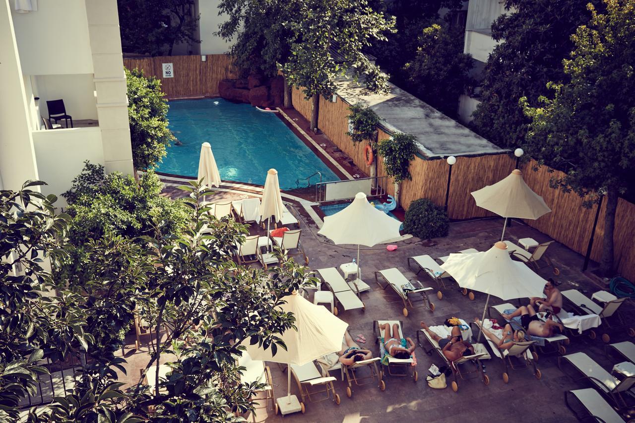 Two Seas Marmaris