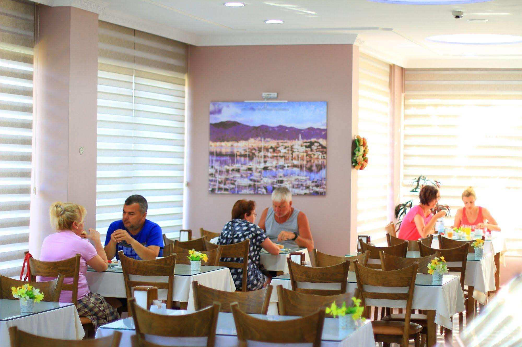 Hotel Rosy