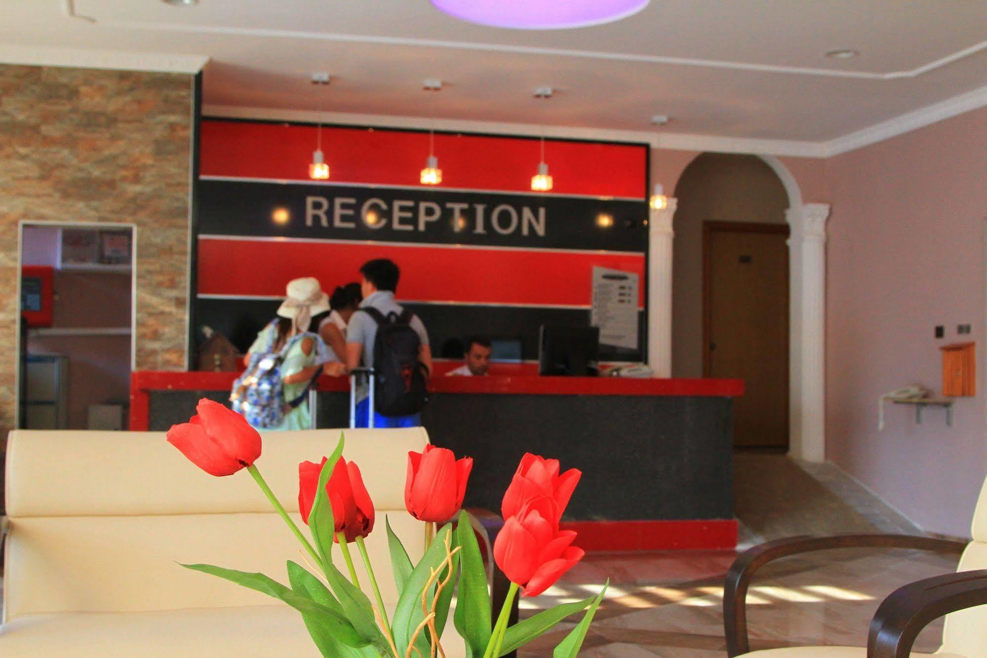 Hotel Rosy 2*